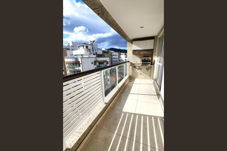 Apartamento à venda com 77m², 3 quartos e 2 vagas
