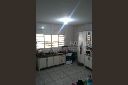 Casa à venda com 3 quartos, 132m² em Jardim Rosalina, São Paulo