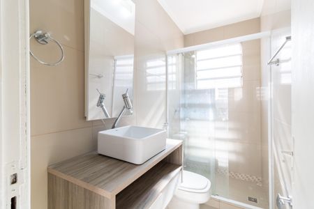 Banheiro de apartamento para alugar com 2 quartos, 78m² em Praia de Belas, Porto Alegre