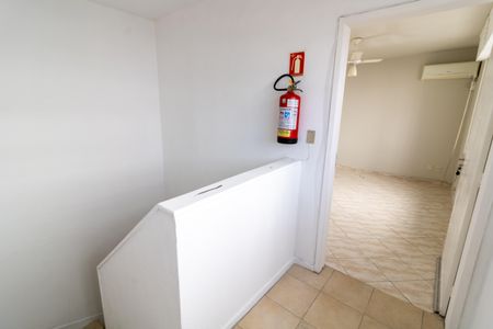 Apartamento para alugar com 78m², 2 quartos e sem vagaEntrada
