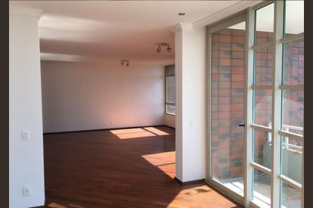 Apartamento à venda com 3 quartos, 247m² em Vila Alexandria, São Paulo