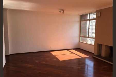 Apartamento à venda com 3 quartos, 247m² em Vila Alexandria, São Paulo