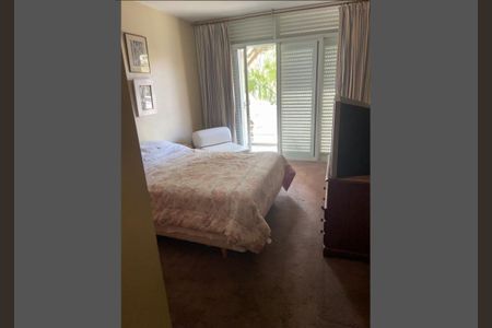 Apartamento à venda com 3 quartos, 247m² em Vila Alexandria, São Paulo