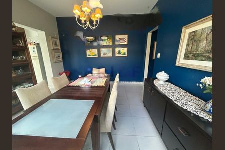 Casa à venda com 232m², 3 quartos e 5 vagas