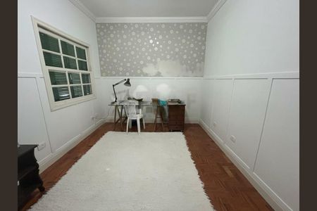 Casa à venda com 232m², 3 quartos e 5 vagas