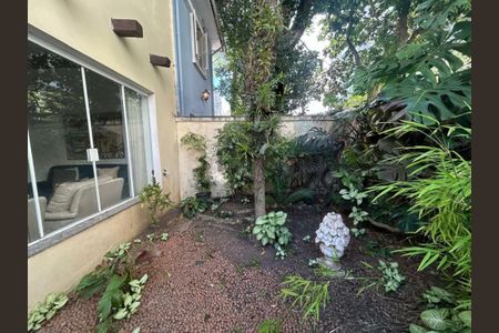 Casa à venda com 232m², 3 quartos e 5 vagas