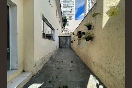 Casa à venda com 232m², 3 quartos e 5 vagas