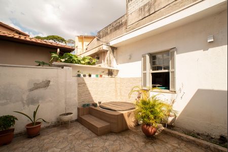 Casa à venda com 160m², 3 quartos e 3 vagasQuintal