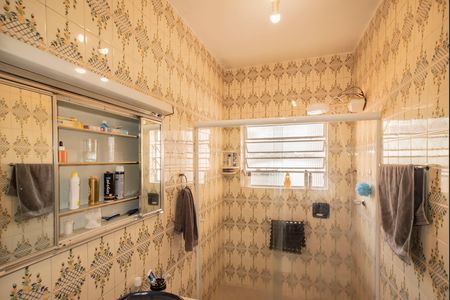 Casa à venda com 160m², 3 quartos e 3 vagasBanheiro da Suíte
