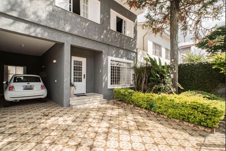 Casa à venda com 160m², 3 quartos e 3 vagasFrente/Garagem