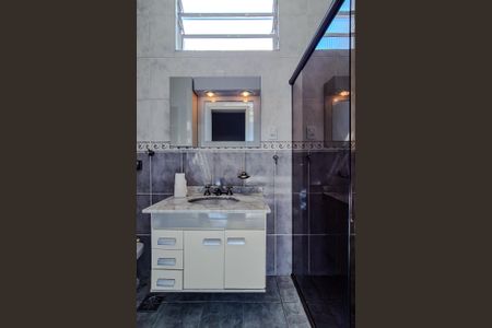 Casa para alugar com 115m², 3 quartos e 2 vagasBanheiro