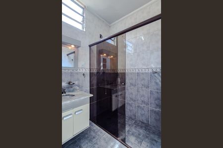 Casa para alugar com 115m², 3 quartos e 2 vagasBanheiro