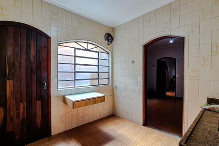 Casa para alugar com 115m², 3 quartos e 2 vagasCozinha