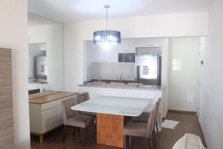 Apartamento para alugar com 70m², 2 quartos e 2 vagasSala