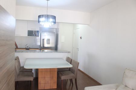 Sala de apartamento para alugar com 2 quartos, 70m² em Olímpico, São Caetano do Sul