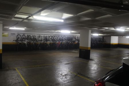 Apartamento para alugar com 70m², 2 quartos e 2 vagasGaragem