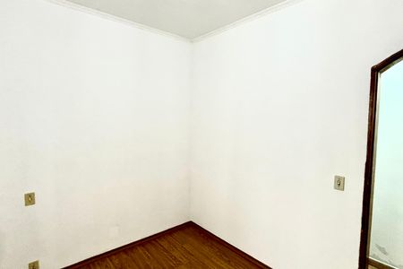 Casa à venda com 420m², 6 quartos e 6 vagas Casa à venda com 420m², 6 quartos e 6 vagasQuarto 3