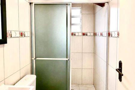 Casa à venda com 420m², 6 quartos e 6 vagas Casa à venda com 420m², 6 quartos e 6 vagasBanheiro 4
