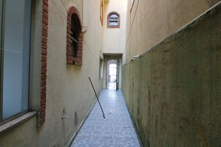 Casa para alugar com 420m², 5 quartos e 6 vagasCorredor