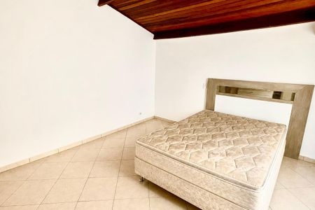 Casa à venda com 420m², 6 quartos e 6 vagas Casa à venda com 420m², 6 quartos e 6 vagasQuarto 4