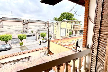 Casa à venda com 420m², 6 quartos e 6 vagas Casa à venda com 420m², 6 quartos e 6 vagasVaranda