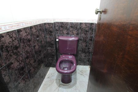 Casa para alugar com 420m², 5 quartos e 6 vagasLavabo