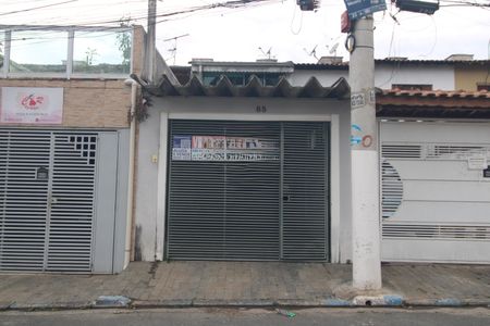 Casa à venda com 126m², 3 quartos e 2 vagasFachada