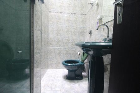 Casa à venda com 126m², 3 quartos e 2 vagasBanheiro comum