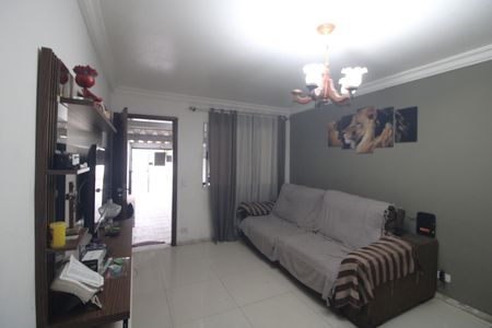 Sala de casa à venda com 3 quartos, 70m² em Vila Represa, São Paulo