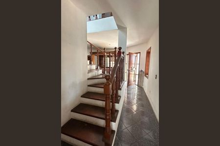 Casa à venda com 478m², 4 quartos e 3 vagas