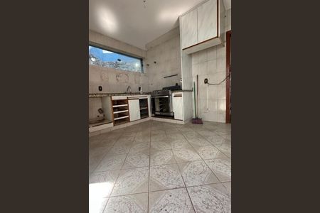 Casa à venda com 478m², 4 quartos e 3 vagas
