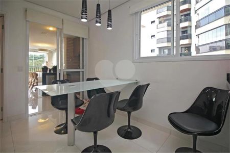 Apartamento à venda com 4 quartos, 245m² em Vila Clementino, São Paulo