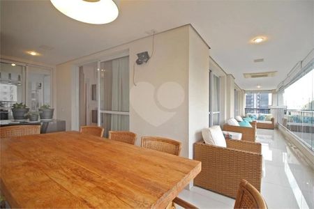Apartamento à venda com 4 quartos, 245m² em Vila Clementino, São Paulo