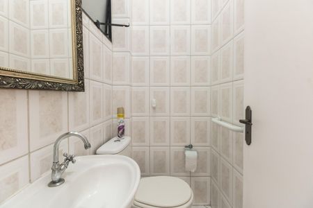 Casa de condomínio para alugar com 98m², 2 quartos e 1 vagaLavabo 