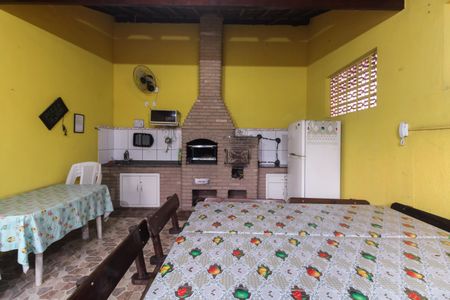 Casa de condomínio para alugar com 98m², 2 quartos e 1 vagaCondomínio - Salão e Churrasqueira 