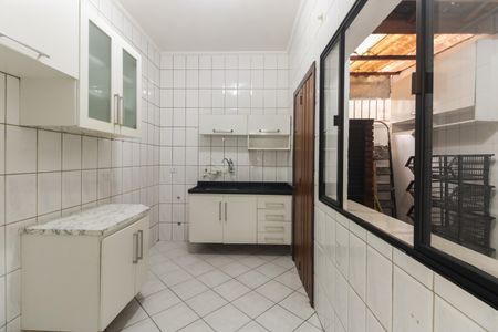 Casa de condomínio para alugar com 98m², 2 quartos e 1 vagaCozinha 