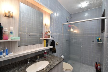 Casa à venda com 330m², 5 quartos e 5 vagasBanheiro 2