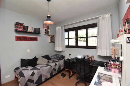 Casa à venda com 330m², 5 quartos e 5 vagasQuarto 3