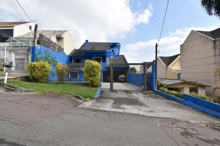 Casa à venda com 330m², 5 quartos e 5 vagasFachada