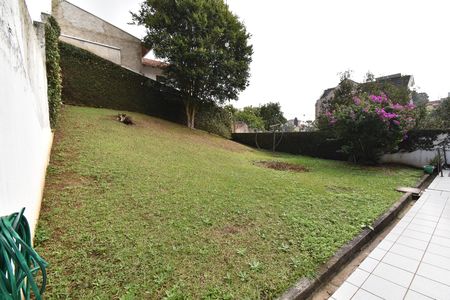 Casa à venda com 330m², 5 quartos e 5 vagasÁrea externa