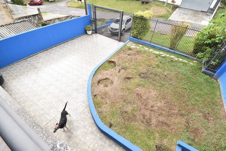 Casa à venda com 330m², 5 quartos e 5 vagasSacada do Quarto 2