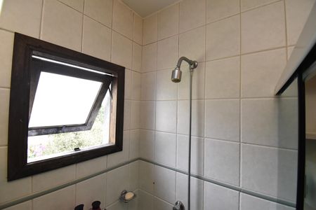 Casa à venda com 330m², 5 quartos e 5 vagasBanheiro da Suíte
