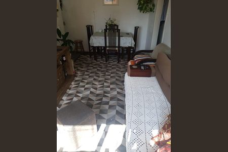 Apartamento à venda com 65m², 2 quartos e sem vagaSala