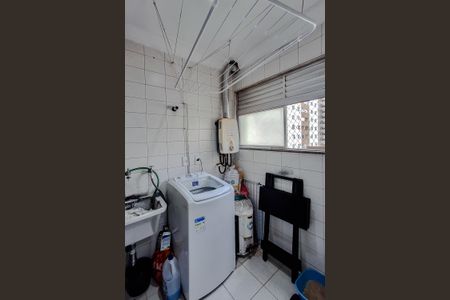 Apartamento à venda com 72m², 2 quartos e 1 vagaÁrea de Serviço