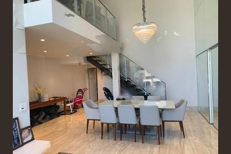 Apartamento à venda com 197m², 4 quartos e 3 vagas