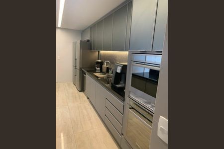 Apartamento à venda com 197m², 4 quartos e 3 vagas
