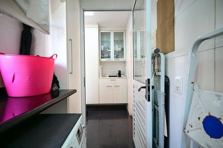 Apartamento à venda com 93m², 2 quartos e 2 vagasÁrea de Serviço 