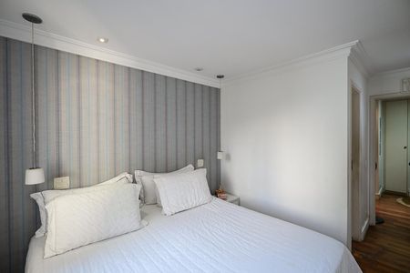 Apartamento à venda com 93m², 2 quartos e 2 vagasSuíte
