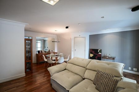 Apartamento à venda com 93m², 2 quartos e 2 vagasSala