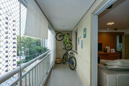 Apartamento à venda com 93m², 2 quartos e 2 vagasVaranda